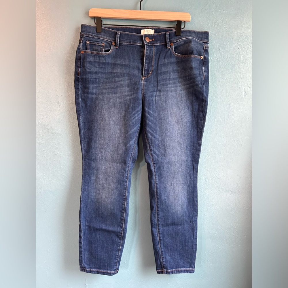 LOFT Modern Skinny Jeans 14 Petite